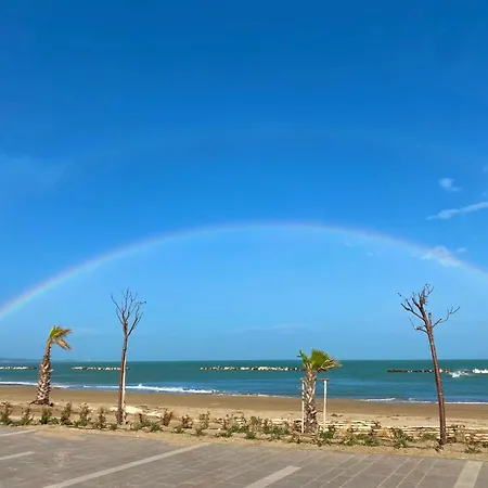 Alojamento de Acomodação e Pequeno-almoço Essentia & Relax 4*